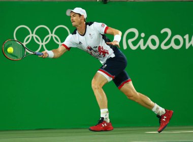 Rio De Janeiro, Brezilya - 14 Ağustos 2016: Olimpiyat şampiyonu Büyük Britanya Andy Murray, Rio 2016 Olimpiyat Tenis Merkezi 'nde oynanan erkekler tekler final maçında 