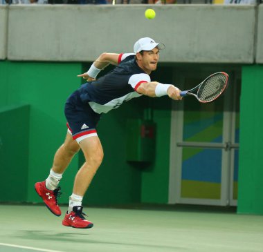 Rio De Janeiro, Brezilya - 14 Ağustos 2016: Olimpiyat şampiyonu Büyük Britanya Andy Murray, Rio 2016 Olimpiyat Tenis Merkezi 'nde oynanan erkekler tekler final maçında 