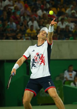 Rio De Janeiro, Brezilya - 14 Ağustos 2016: Olimpiyat şampiyonu Büyük Britanya Andy Murray, Rio 2016 Olimpiyat Tenis Merkezi 'nde oynanan erkekler tekler final maçında 