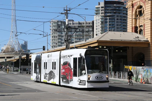 Melbourne Avustralya Ocak 2019 Modern Melbourne Tramvayı Şehrin Ünlü Simgesel — Stok fotoğraf