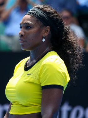 MELBOURNE, AUSTRALIA - 26 HAZİRAN 2016: 21 Grand Slam şampiyonu Serena Williams Melbourne 'daki Avustralya Açık tenis merkezinde oynanan Avustralya Açık 2016 çeyrek final maçında 