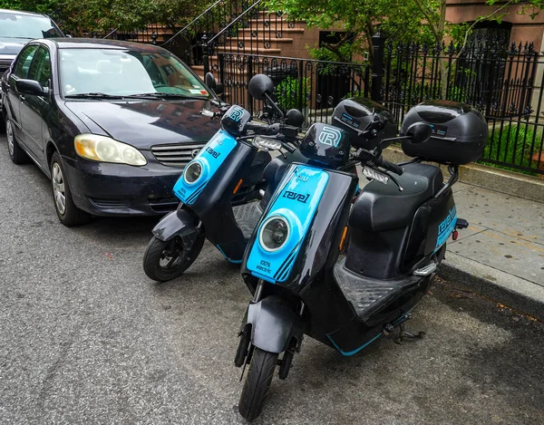 Brooklyn New York Maj 2020 Usługa Wypożyczania Skuterów Revel Motorower — Zdjęcie stockowe