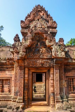 Banteay Srei Hindu Tapınağı Kamboçya 'nın Angkor Wat bölgesinde yer almaktadır.