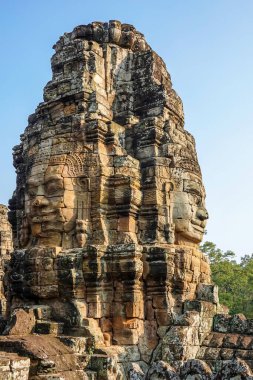 Bayon 'un ünlü yüzleri, Kamboçya' nın Angkor Thom 'daki en önemli tapınağı.