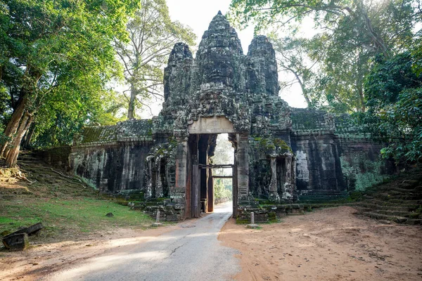 Victory Gate Angkor What Camboya Esta Puerta Uno Los Sitios —  Fotos de Stock