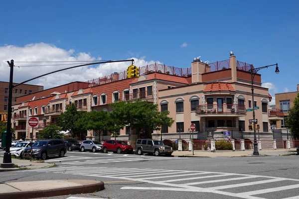 Brooklyn Nova Iorque Junho 2020 Condomínio Moderno Emmons Avenue Brooklyn — Fotografia de Stock