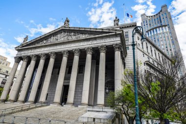 NEW YORK - 4 Mayıs 2020: New York Şehir Merkezi Manhattan Mahallesi Foley Meydanı 'ndaki New York Yüksek Mahkemesi