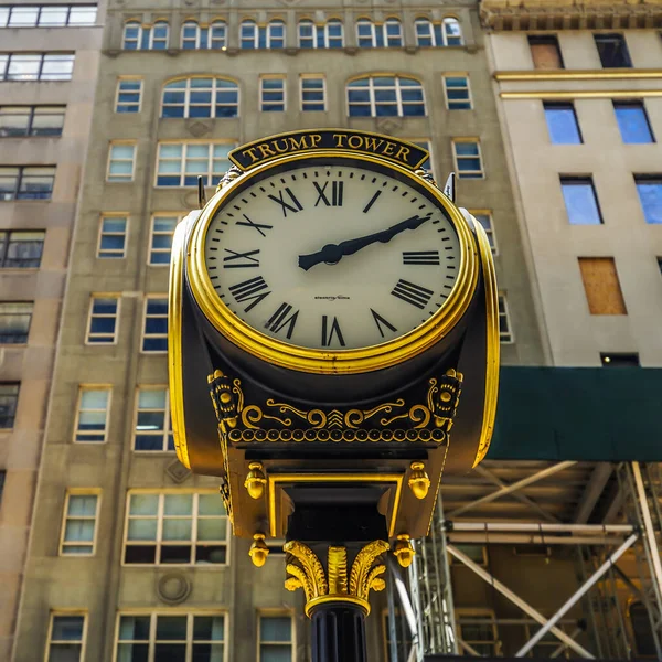 New York July 2020 Trump Tower Clock 5Th Avenue Manhattan — Stock Photo, Image