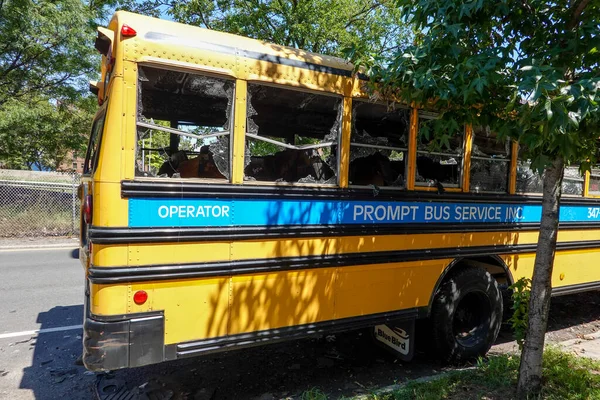 Brooklyn New York July 2020 Burned School Bus Shore Parkway — Stock Photo, Image