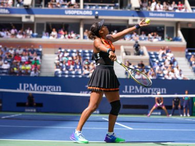 NEW YORK - 27 Ağustos 2019: Grand Slam şampiyonu Naomi Osaka, Billie Jean King Ulusal Tenis Merkezi 'nde oynanan 2019 ABD Açık ilk tur müsabakasında
