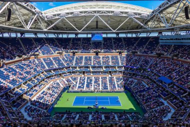 NEW YORK - 29 AĞUSTOS 2019: Arthur Ashe Stadyumu, Billie Jean King Ulusal Tenis Merkezi 2019 ABD Açık karşılaşması sırasında New York 'ta gerçekleşti.