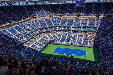 NEW YORK - 29 AĞUSTOS 2019: Arthur Ashe Stadyumu, Billie Jean King Ulusal Tenis Merkezi 2019 ABD Açık karşılaşması sırasında New York 'ta gerçekleşti.