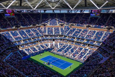 NEW YORK - 29 AĞUSTOS 2019: Arthur Ashe Stadyumu, Billie Jean King Ulusal Tenis Merkezi 2019 ABD Açık karşılaşması sırasında New York 'ta gerçekleşti.