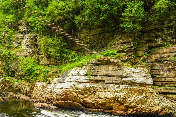 Adventurous Rope Bridge Ausable River Seen Ausable Chasm Upstate New — Stock Photo, Image