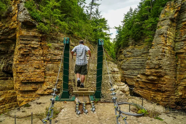 Ausable Chasm New York August 2020 Visitor Crossing Adventurous Rope — Stock Photo, Image