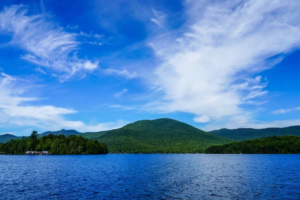 Belo Lago Plácido Nova York Estados Adirondack Montanhas — Fotografia de Stock