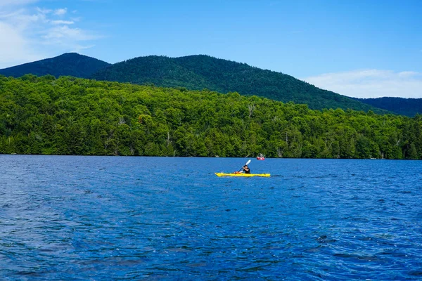 Lake Placid Nova Iorque Agosto 2020 Kayaker Aproveite Dia Verão — Fotografia de Stock