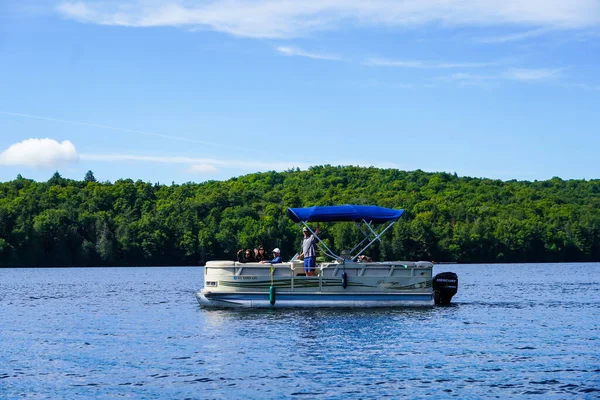 Lake Placid Nueva York Agosto 2020 Boaters Pontoon Boat Enjoy — Foto de Stock