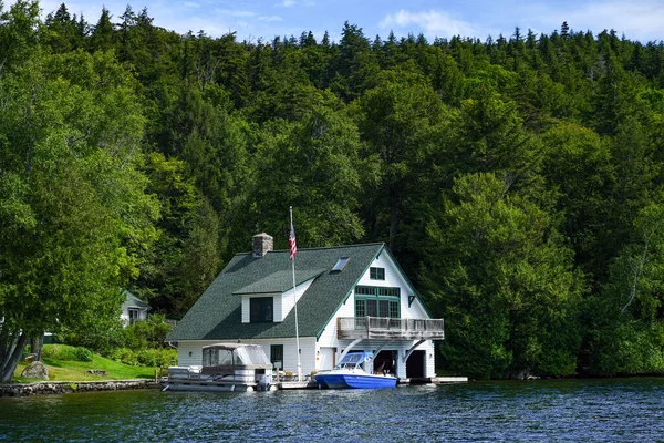 Lakid New York Adirondack Mountains Серпня 2020 Luxury Boathouse Lake — стокове фото