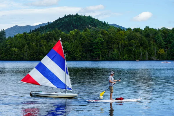 Lake Placid New York August 2020 Wassersportler Genießen Sommertag Mirror — Stockfoto