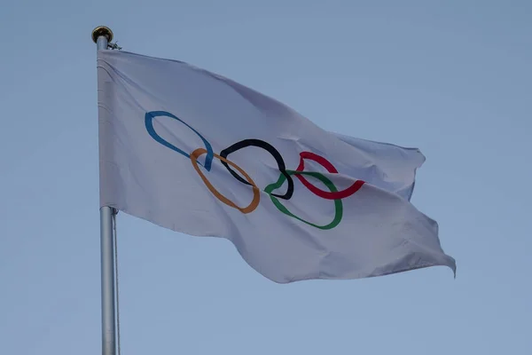 Olympiske Flag Himmel - Stock-foto