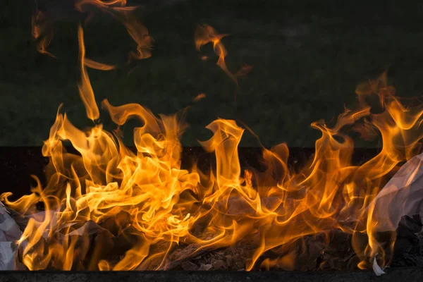 Płonący Ogień Dokumenty Spalanie Taniec Ognia Duchów Zapłonu Papieru — Zdjęcie stockowe