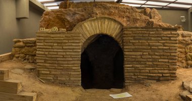 Fırın 6.yüzyılda seramik St John promontory Obzor şehir ve Byala - Bulgaristan arasında üzerinde oluşturmak için. Bir antika, eski fabrika.