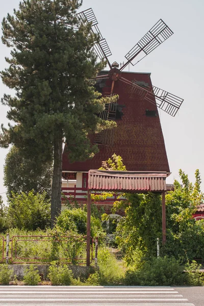Restaurant in the southeast of Romania, in the form of an old mill.