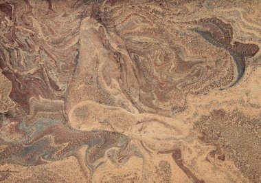 Kağıt üzerinde boya lekesi. Su sıçramalarına ve noktalar boya doku. Ebru - antik teknik çizim oryantal. Kaotik soyut organik tasarım. Marbleized.