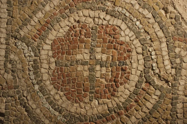 Bizans döşeme mozaiği. Bir süs smalt dilim yapılmış.