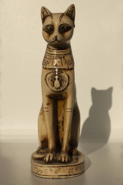 Antik Mısır içinde cats. Heykelciği, doğurganlık ve güneşin sembolüdür.