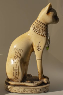 Antik Mısır içinde cats. Heykelciği, doğurganlık ve güneşin sembolüdür.
