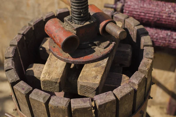 Vinframställning Tekniken För Vinproduktion Den Folkliga Traditionen Att Göra Vin — Stockfoto