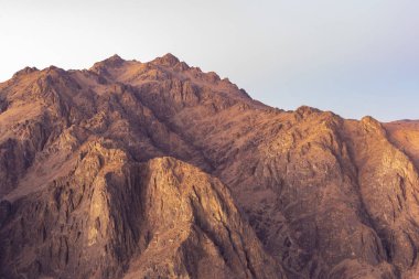 Mısır. Mount Sinai gündoğumu sabah. (Mount Horeb, Gabal Musa, Moses Mount). Hac yeri ve ünlü turistik hedef.