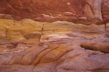 Renkli Kanyon, Sina yarımadasında bir kaya oluşumudur. Nuweiba, Mısır manzarası.