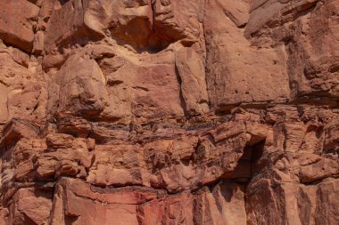 Renkli Kanyon, Sina yarımadasında bir kaya oluşumudur. Nuweiba, Mısır manzarası.