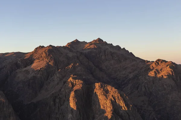 Mısır. Mount Sinai gündoğumu sabah. (Mount Horeb, Gabal Musa, Moses Mount). Hac yeri ve ünlü turistik hedef.