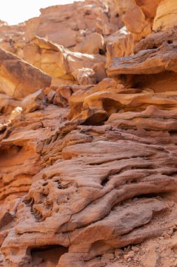 Renkli Kanyon, Sina yarımadasında bir kaya oluşumudur. Nuweiba, Mısır manzarası.