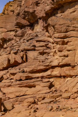 Renkli Kanyon, Sina yarımadasında bir kaya oluşumudur. Nuweiba, Mısır manzarası.