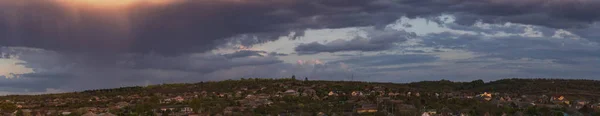 Landschaft Bei Sonnenuntergang Tragischer Düsterer Himmel Das Dorf Der Budjaksteppe — Stockfoto
