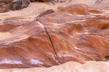 Renkli Kanyon, Sina yarımadasında bir kaya oluşumudur. Nuweiba, Mısır manzarası.