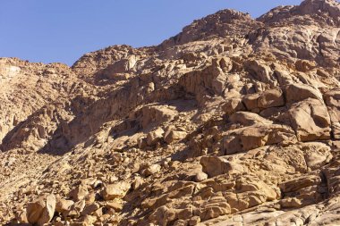 Mısır. Mount Sinai gündoğumu sabah. (Mount Horeb, Gabal Musa, Moses Mount). Hac yeri ve ünlü turistik hedef.