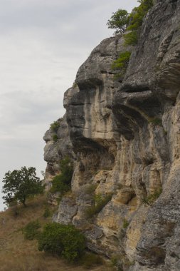 Avrupa'nın turistik yerler. Manzara Bulgaristan. Koca Balkan Dağları. Madara binici veya Madara süvari. Ulusal tarihi ve arkeolojik rezerv 