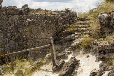 Taş çöl olarak da bilinen, dikilmiş taşlar. Varna eyaletinin ev formları. Bulgaristan 'ın kaya oluşumları. Taş orman.