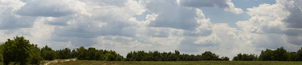 Områden Och Skogar Bulgarien Före Regnet Cumuliform Cloudscape Blue Sky — Stockfoto