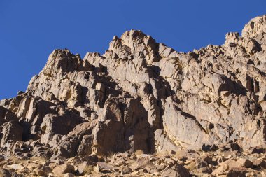Mısır. Mount Sinai gündoğumu sabah. (Mount Horeb, Gabal Musa, Moses Mount). Hac yeri ve ünlü turistik hedef.