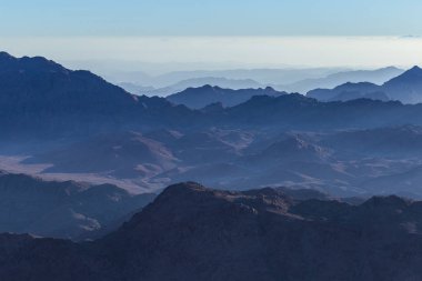 Mısır. Mount Sinai gündoğumu sabah. (Mount Horeb, Gabal Musa, Moses Mount). Hac yeri ve ünlü turistik hedef.
