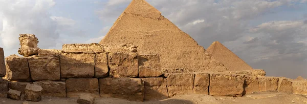 Wielkie Piramidy Gizie Faraonów Khufu Cheops Khafre Chephren Pierwszy Cud — Zdjęcie stockowe
