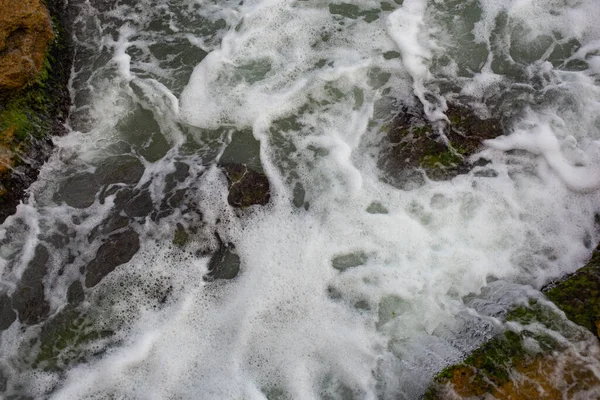 Ondas Durante Uma Tempestade Vista Cima Código Vermelho Descanse Costa — Fotografia de Stock