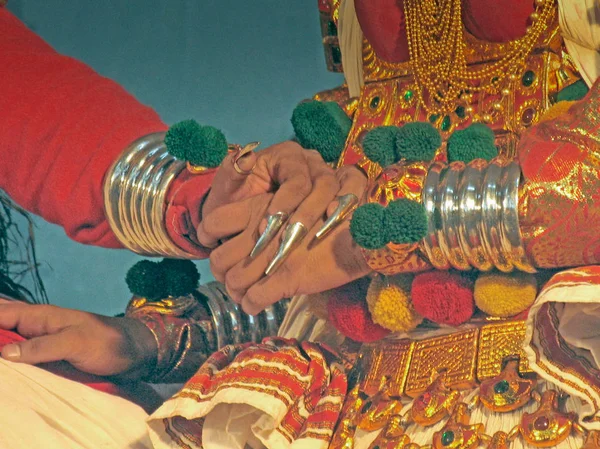 Kathakali Stylizowany Klasyczny Indyjski Dramat Taneczny Znany Atrakcyjnego Makijażu Postaci — Zdjęcie stockowe